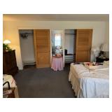 2BR/1BA RANCH LARGE 2BAY GARAGE