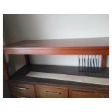 Beautiful coffee/sofa table approximately 6