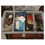 container with lots of good items * New masonry