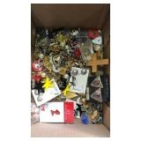 Flat of assorted jewelry