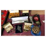 Assorted jewelry. Rings, tie tacks, etc etc