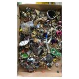 Flat of assorted jewelry