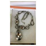 Shiny large necklace in box