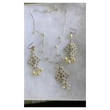 Costume jewelry set in box. Necklace & earrings.