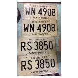 2 sets of Illinois license plates