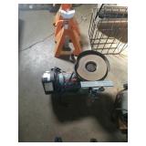 Delta sharpenering center. Appears to be in good