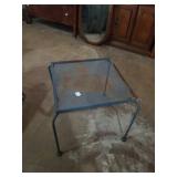 Metal out door table 18in x 18in x 18in
