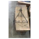 Box of 8! Large metal plate/platter holders tree