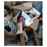 4 Boxes of wonderful Treasures,  floral Wreath