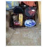 Flat of Oriental deco and trinket boxes