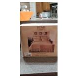 RUFFLED BED SKIRT by HOME DECORATORS. QUEEN SIZE.