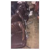 Set of 4 chairs on wheels