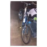 Road master bike still has tags in wheels all