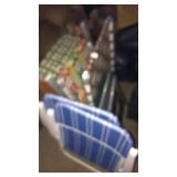 Lot of lawn chairs and 2 stools