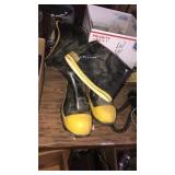 Boots size 14