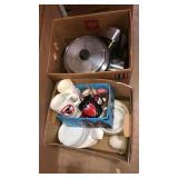 Lifetime cookware, box of mugs, Pfaltzgraff