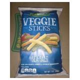 4 bags of veggie straws for 1 money