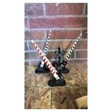 3 Lionel railroad crossing gates