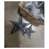 Box of 10 Stars total. 5 extra small & 5 small