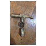 Unique hammer head. Great top for a cane