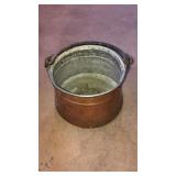 Small copper plated pot. Made in Turkey. Approx