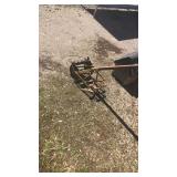Hand tiller