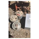 3 galvanized cans