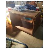Wood rolling cabinet