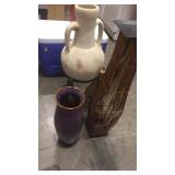 Vases stand and 2 pictures