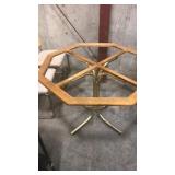 Octagon table with 4 chairs glass top with glass