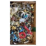 Flat of assorted jewelry