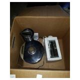 Ice bucket, toaster, and Coffee grinder