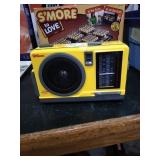 Wilson am/fm, weather radio.