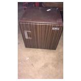 Small dorm fridge Avanti