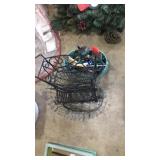 Condiment holder kitchen utensils