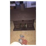 Metal primitive style candle house