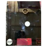 14 karat gold wedding band weighs approximately 5