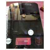 Claddagh ring 14 karat weighs approximately 3 g