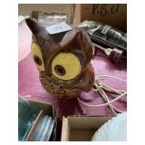 Adorable Owl lamp has crack on one side