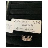 Crown ring marked 925 6 1/2