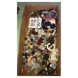 Flat of assorted buttons