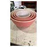 Set of 4 pink Pyrex nesting mixing bowls 401 thru