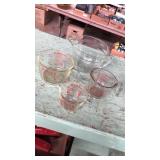 4 measuring cups. Anchor Hocking 8 cup, Pyrex 4