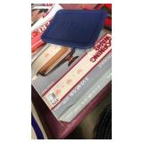 Corning Ware 2.5 qt covered casserole with lid in