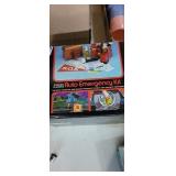 Auto emergency kit