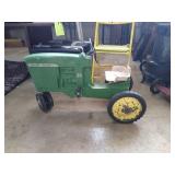 Vintage kids  John Deere pedal tractor
