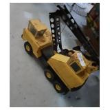 Large Metal Crane no markings 12" x 8"