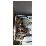 Grandeur Noel out of box.