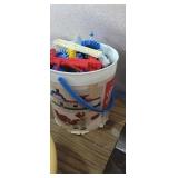 Small tub of vintage legos