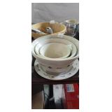 Longaberger mixing bowl set with 1 plate